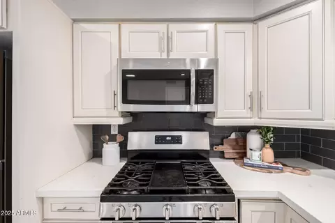 Kitchen - 1747 W Devon --, Mesa, AZ 85201 photo 4 of 4