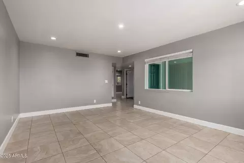 Living - 1747 W Devon --, Mesa, AZ 85201 photo 4 of 6