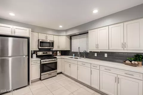 Kitchen - 1747 W Devon --, Mesa, AZ 85201 photo 1 of 4