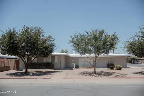 5602 W Heatherbrae Dr, Phoenix, AZ 85031