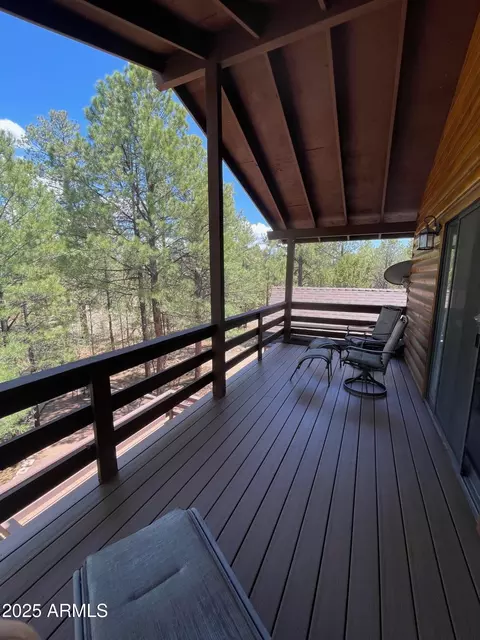 Exterior - 2235 Del Rio Cir, Overgaard, AZ 85933 photo 13 of 15