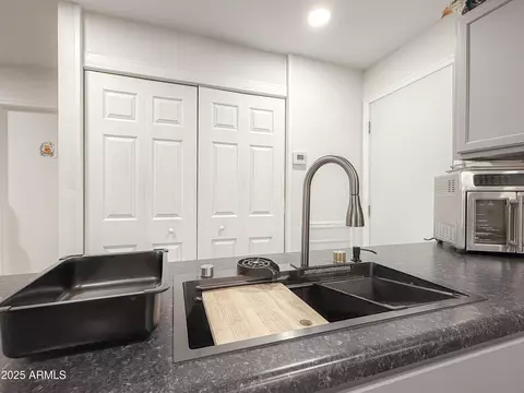 3515 E Kings Ave, Phoenix, AZ 85032 photo 6