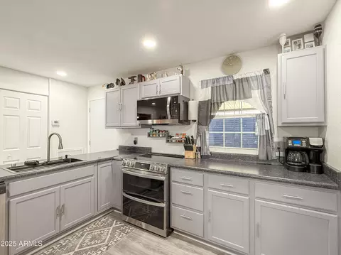 3515 E Kings Ave, Phoenix, AZ 85032 photo 5