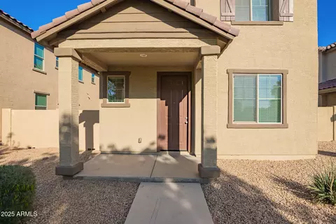 909 E Agua Fria Ln, Avondale, AZ 85323