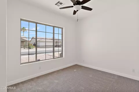 Bedroom - 81 E Smoke Tree Rd, Gilbert, AZ 85296 photo 6 of 8