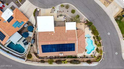 View/Area - 245 E Dahlia Dr, Phoenix, AZ 85022 photo 5 of 16