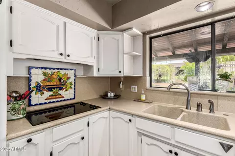 Kitchen - 245 E Dahlia Dr, Phoenix, AZ 85022 photo 2 of 4