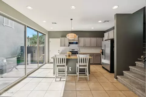 Kitchen - 4712 E Bonanza Rd, Gilbert, AZ 85297 photo 1 of 5