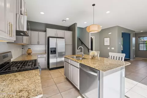 Kitchen - 4712 E Bonanza Rd, Gilbert, AZ 85297 photo 4 of 5