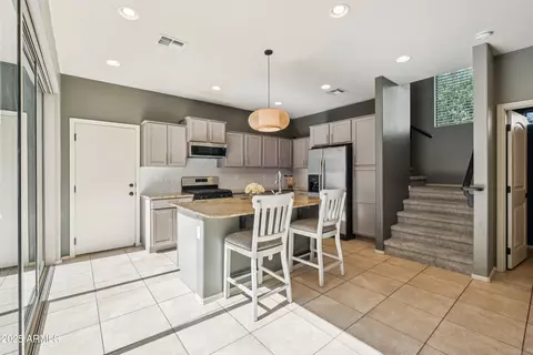 Kitchen - 4712 E Bonanza Rd, Gilbert, AZ 85297 photo 2 of 5