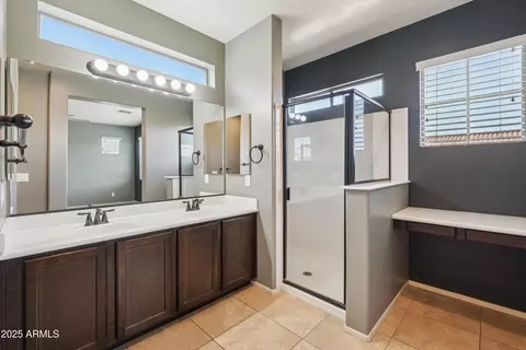Bath - 4712 E Bonanza Rd, Gilbert, AZ 85297 photo 1 of 3