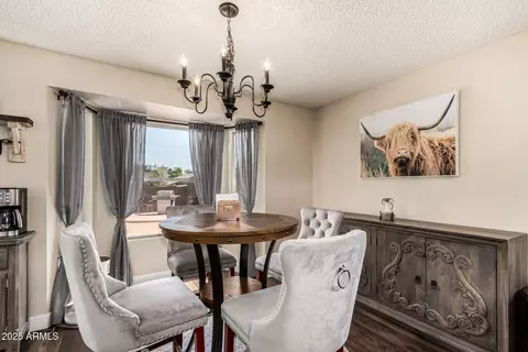 Dining - 4037 E Contessa St, Mesa, AZ 85205 photo 2 of 2