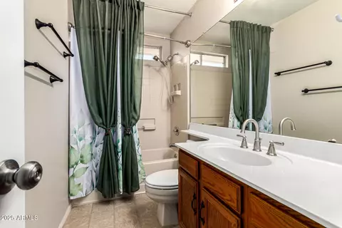Bath - 4037 E Contessa St, Mesa, AZ 85205 photo 3 of 3