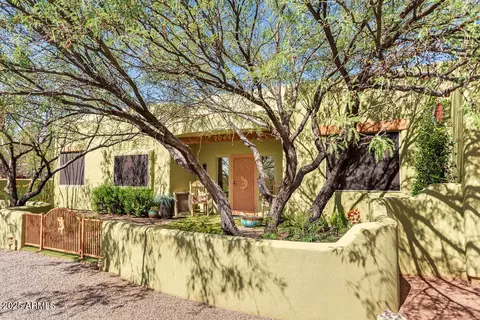 7044 S Y Lightning Ranch Rd, Hereford, AZ 85615