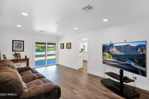 2607 E Mercer Ln, Phoenix, AZ 85028 photo 18
