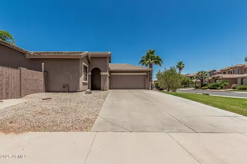 162 W Raven Dr, Chandler, AZ 85286