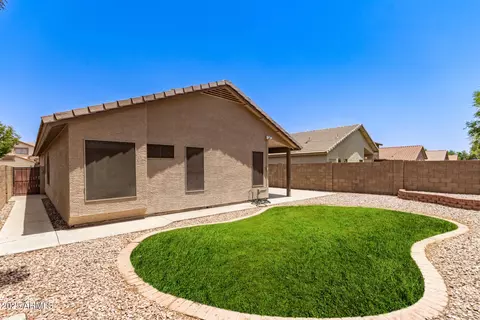 Exterior - 515 E Sherri Dr, Gilbert, AZ 85296 photo 3 of 4