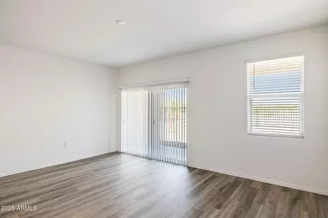 Living - 18354 W Hackamore Dr, Wittmann, AZ 85361 photo 2 of 4