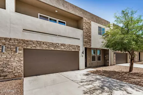 2000 N 36th St #30, Phoenix, AZ 85008