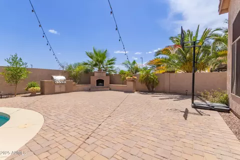 Exterior - 3469 E Wildhorse Dr, Gilbert, AZ 85297 photo 6 of 10