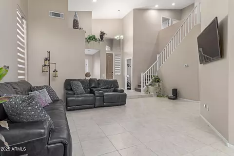 Living - 3469 E Wildhorse Dr, Gilbert, AZ 85297 photo 1 of 3