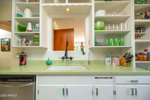 Kitchen - 1441 E Hubbell St, Phoenix, AZ 85006 photo 4 of 4