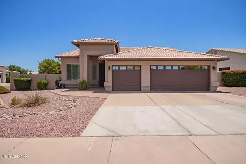 667 N Cambridge St, Gilbert, AZ 85233