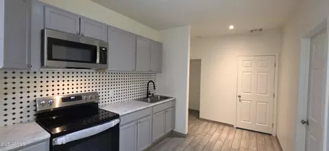 Kitchen - 404 E Centre Ave, Buckeye, AZ 85326 photo 1 of 1