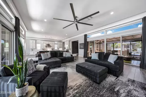 Living - 2771 E Bonanza Ct, Gilbert, AZ 85297 photo 5 of 7