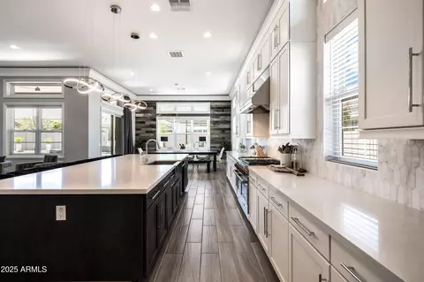 Kitchen - 2771 E Bonanza Ct, Gilbert, AZ 85297 photo 4 of 4