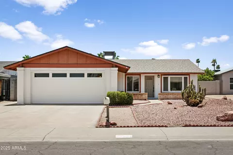2745 E Dahlia Dr, Phoenix, AZ 85032 photo 2