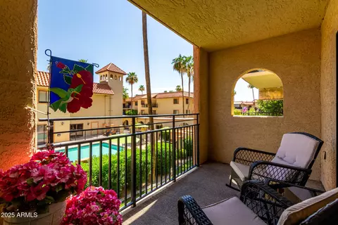 10330 W Thunderbird Blvd #C207, Sun City, AZ 85351