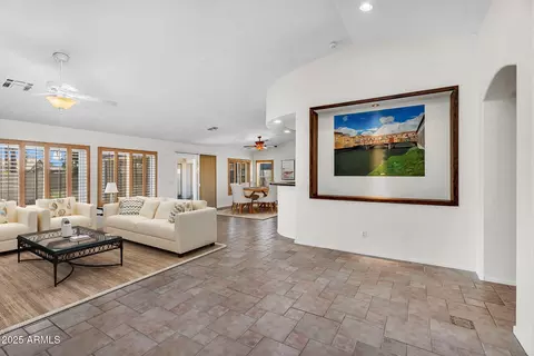 5529 E Holmes Ave, Mesa, AZ 85206 photo 6