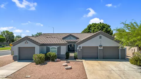 5529 E Holmes Ave, Mesa, AZ 85206