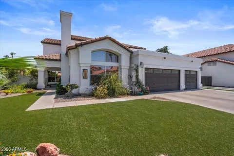 1233 E Azure Sea Ln, Gilbert, AZ 85234