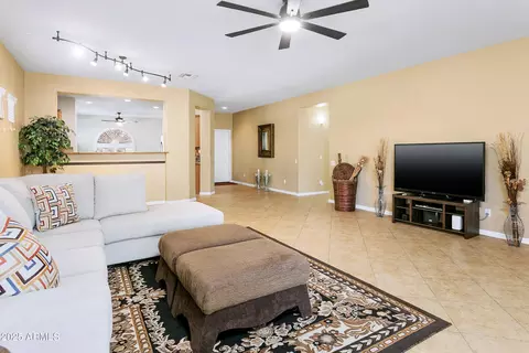 10851 E Sonrisa Ave, Mesa, AZ 85212 photo 3