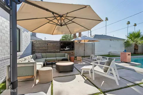 Exterior - 1226 E Almeria Rd, Phoenix, AZ 85006 photo 23 of 23