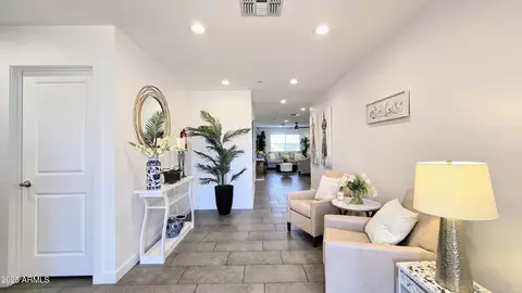 Entry Way - 3128 E Desert Cove Ave, Phoenix, AZ 85028 photo 1 of 1