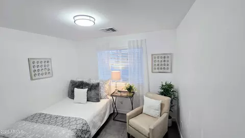 Bedroom - 3128 E Desert Cove Ave, Phoenix, AZ 85028 photo 1 of 10