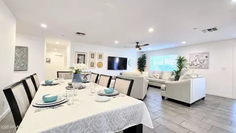 Dining - 3128 E Desert Cove Ave, Phoenix, AZ 85028 photo 1 of 1