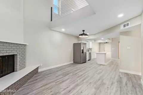 2107 W Lane Ave, Phoenix, AZ 85021 photo 8