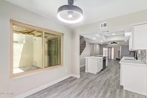 2107 W Lane Ave, Phoenix, AZ 85021 photo 11