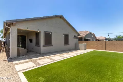 Exterior - 9642 E Tesla Ave, Mesa, AZ 85212 photo 4 of 8