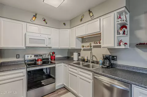 Kitchen - 6433 E University Dr, Mesa, AZ 85205 photo 1 of 1