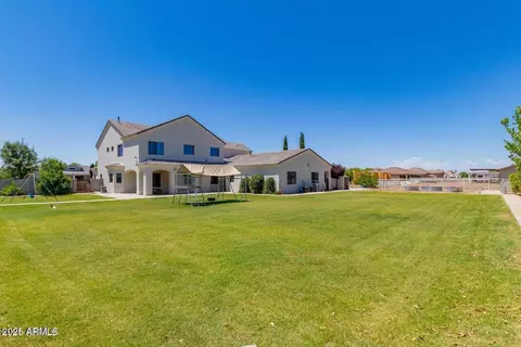 Exterior - 2710 E Cattle Dr, Gilbert, AZ 85297 photo 6 of 6