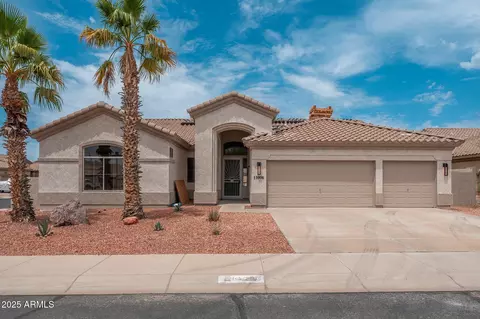 11006 S Indian Wells Dr, Goodyear, AZ 85338