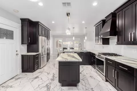 Kitchen - 3316 E Fillmore St, Phoenix, AZ 85008 photo 3 of 3