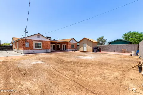 Exterior - 3316 E Fillmore St, Phoenix, AZ 85008 photo 4 of 7