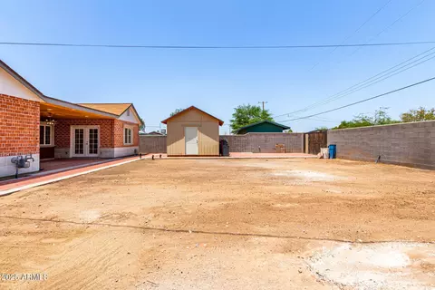 Exterior - 3316 E Fillmore St, Phoenix, AZ 85008 photo 5 of 7