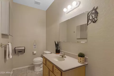 Bath - 77 S Arroya Rd, Apache Junction, AZ 85119 photo 2 of 5